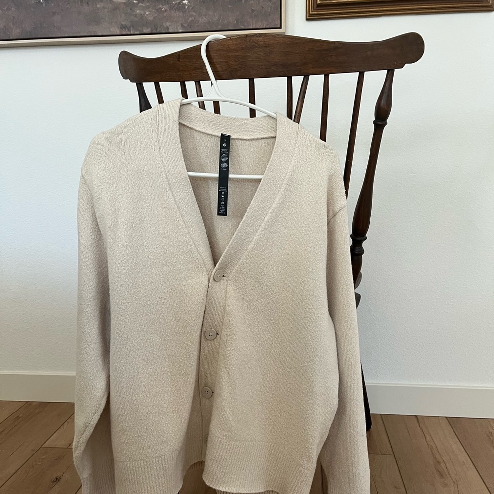Lululemon | Beige Knit wool Cardigan